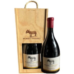 VINHO BURRO VELHO 70% ARAGONEZ+30% TOURIGA NACIONAL RESERVA SIGNATURE 2018 TINTO C/CAIXA 3L